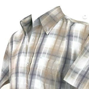 Blue Lake Single Needle Tailoring Short Sleeve Button Down Men's Shirt S…
